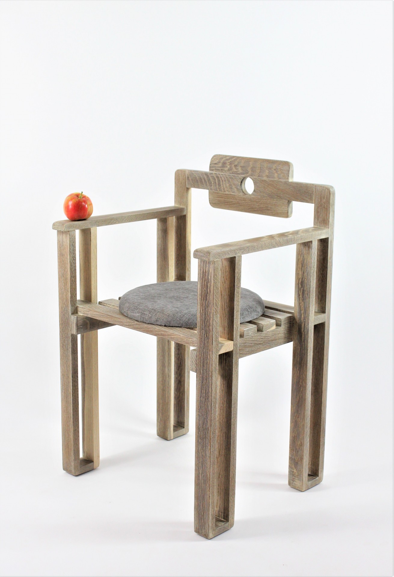 Krzesło Wiking, wykonane ręcznie. Drewno dębowe. Autorski projekt